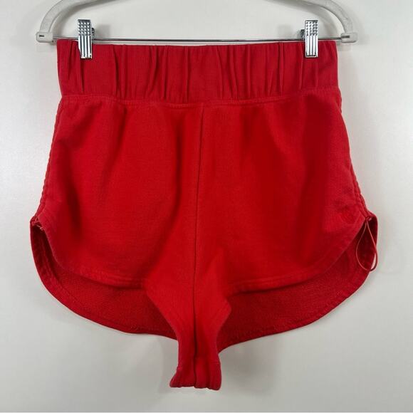 Free People Movement Off Sides Ruched Shorts in Grapefruit Red Size M Athletic - Picture 2 of 11